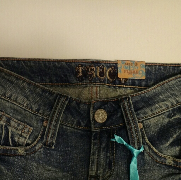 Truce Vintage Jeans - Picture 4 of 12